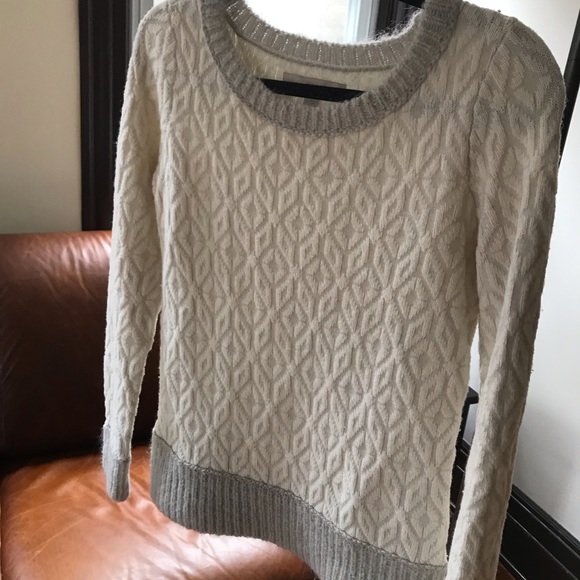 Lightly-worn LOFT sweater - Picture 3 of 4